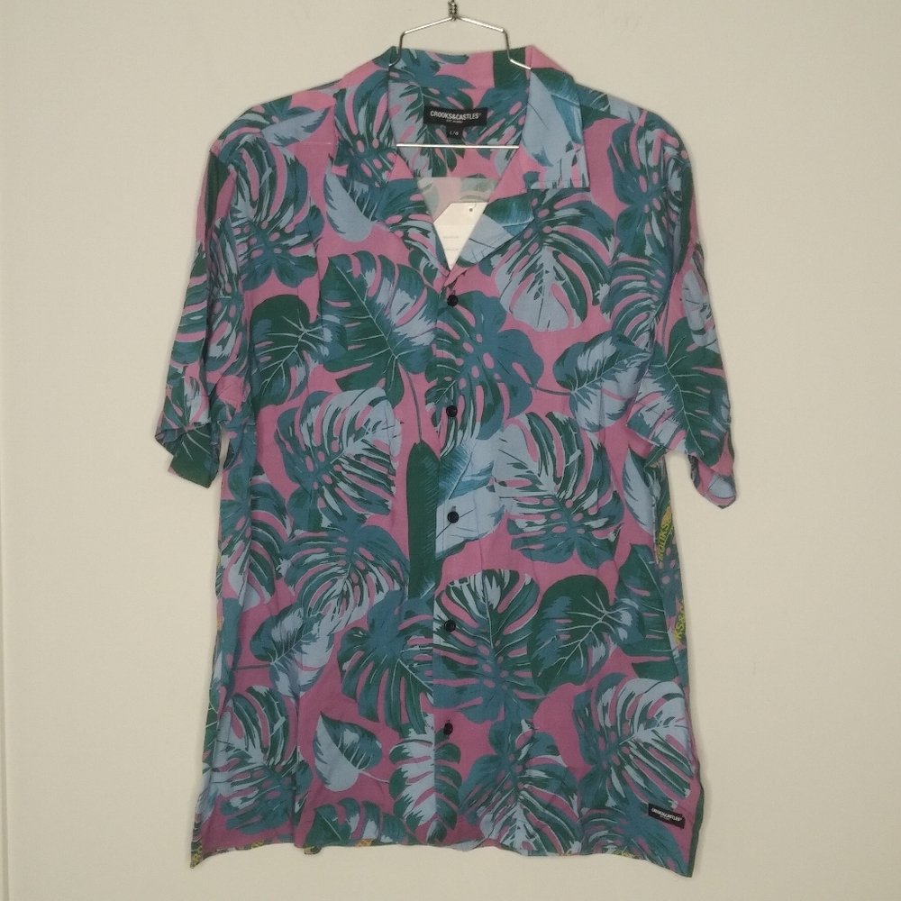 Crooks and Castles shirt - brand new - large